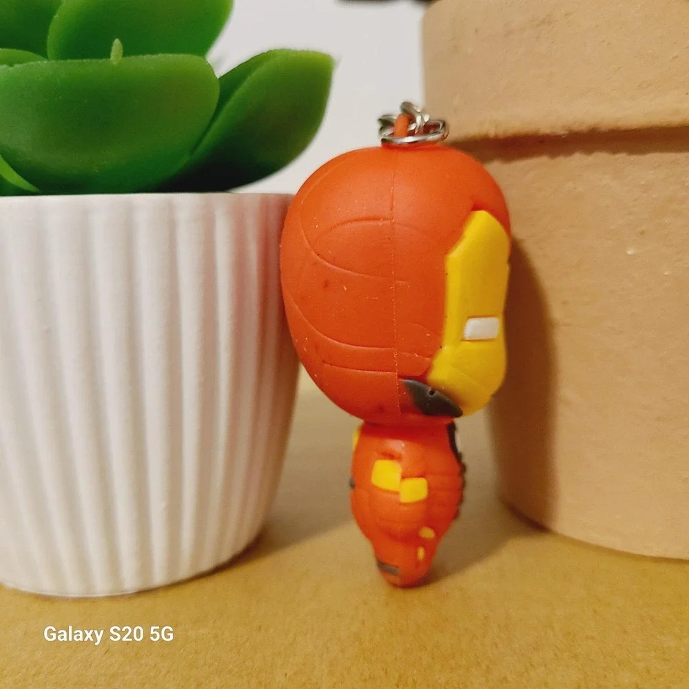 Cute Iron Man Keychain Marvel Superhero Action‎ Figure Keychain Collectible